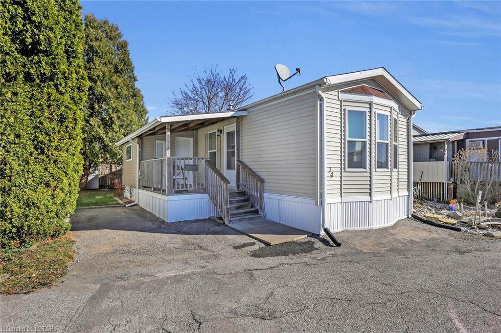 2189 Dundas Street - Photo 1