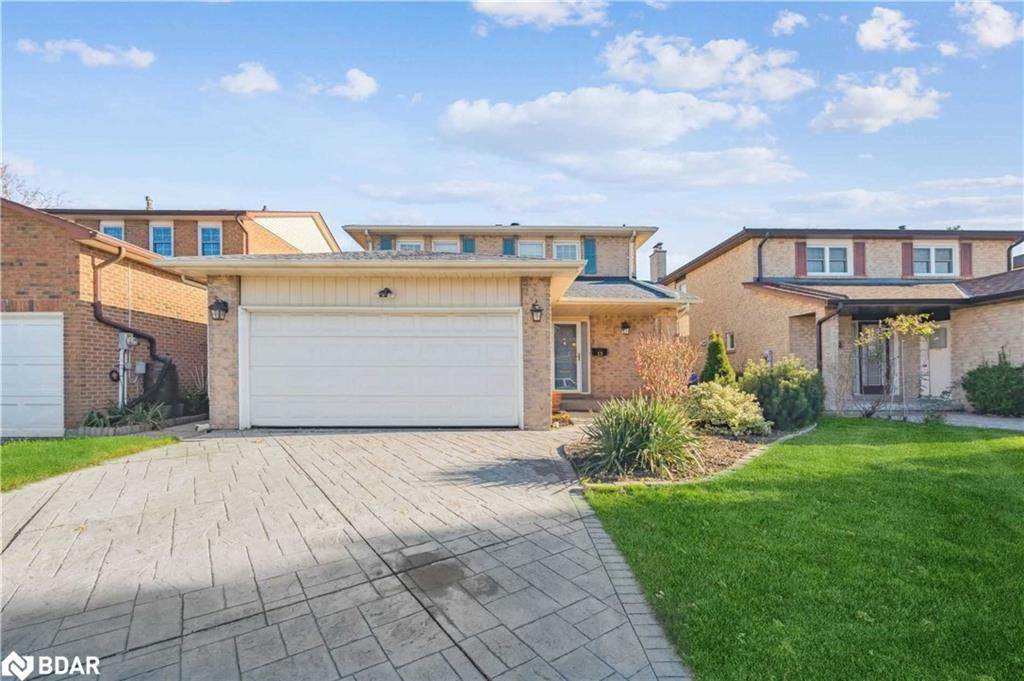 15 Hillbeck Crescent - Photo 1