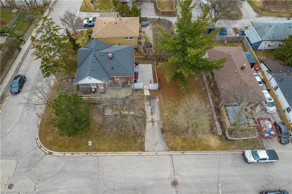 70 Lawrence Street - Photo 1