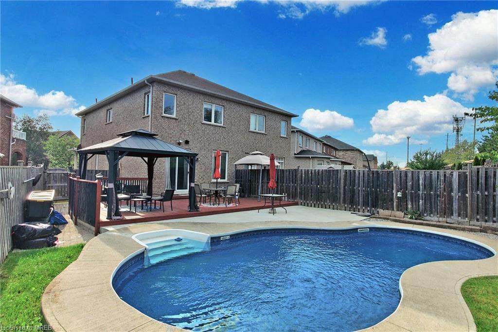 86 Harbourtown Crescent - Photo 1