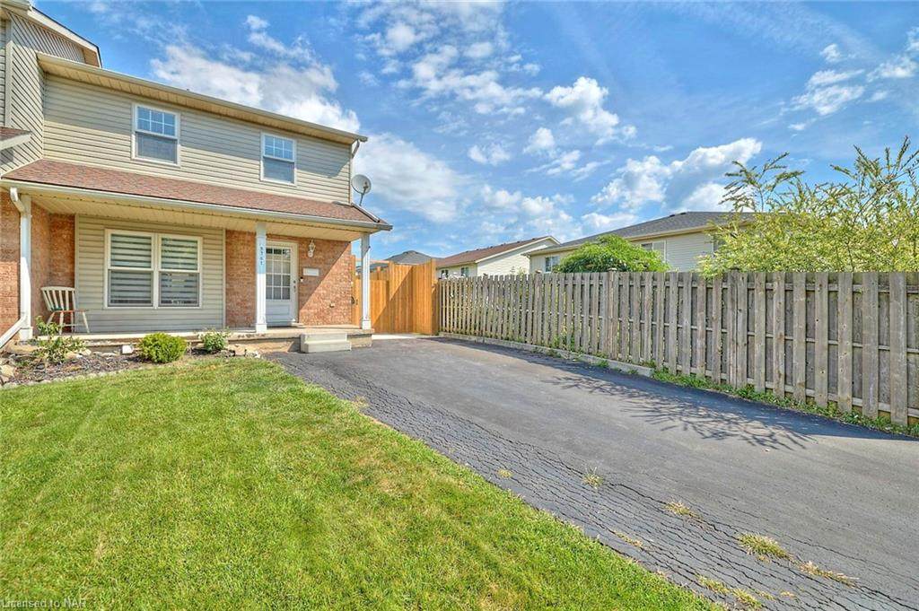 5761 Hemlock Street - Photo 1