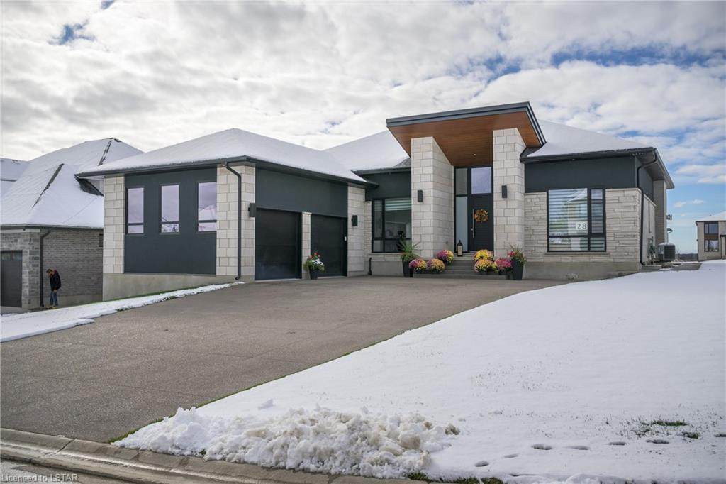 28 Edgeview Crescent Crescent - Photo 1
