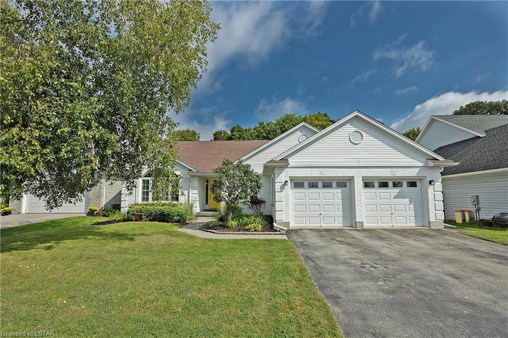 34 Timberlane Crescent - Photo 1