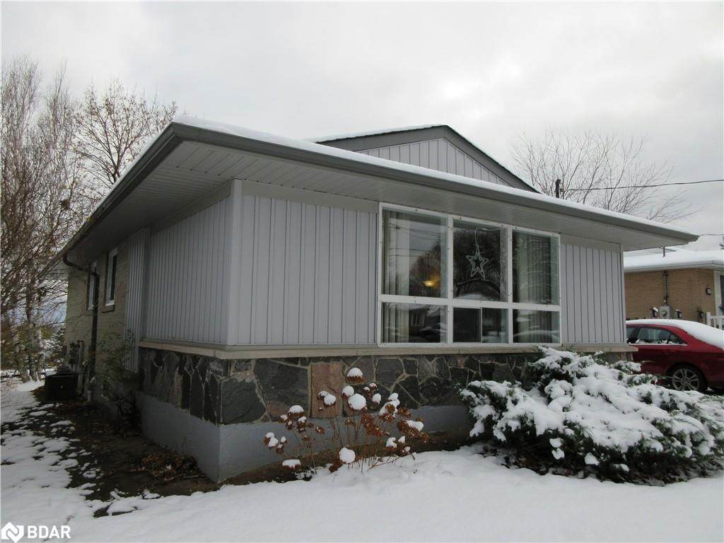 135 Cundles Road - Photo 1