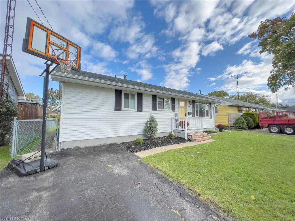 334 Dufferin Street - Photo 1