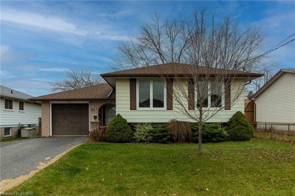 33 Craddock Boulevard - Photo 1