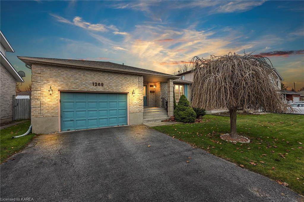 1269 Humberside Drive - Photo 1