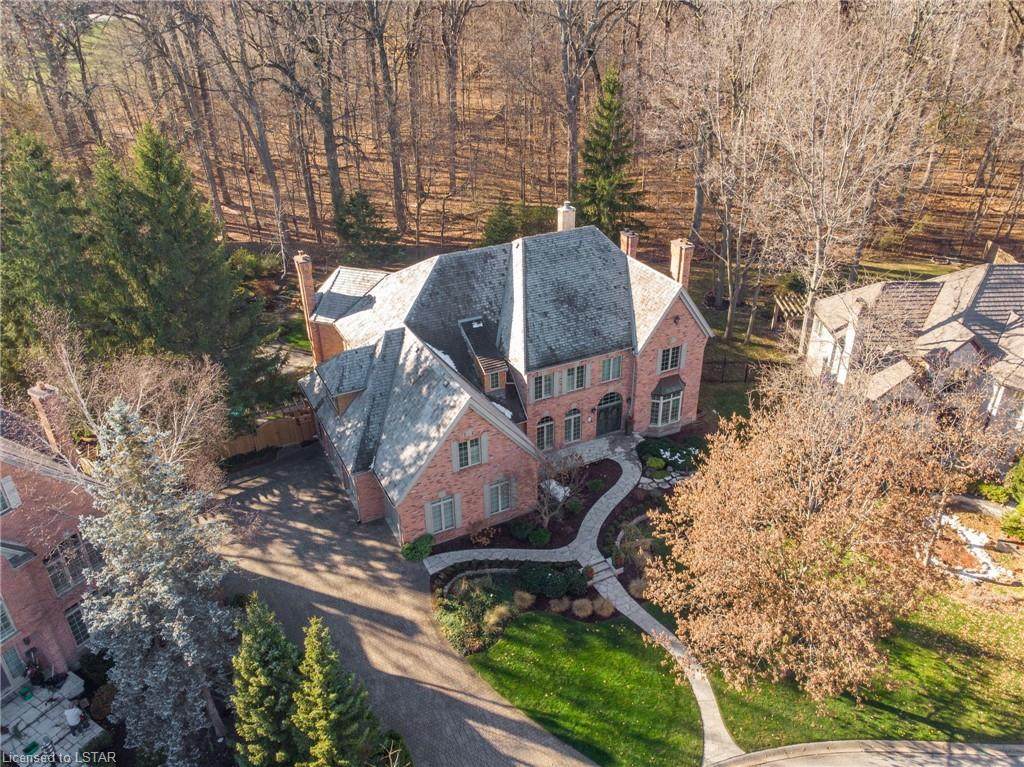 75 Woods Edge Close - Photo 1