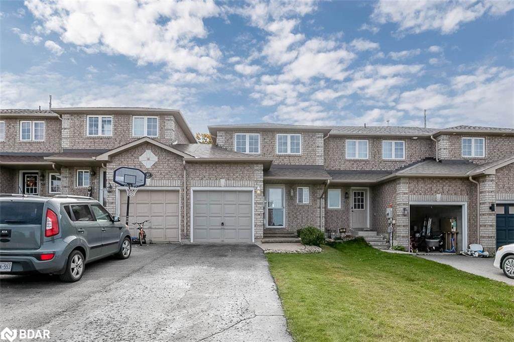 55 Courtney Crescent - Photo 1