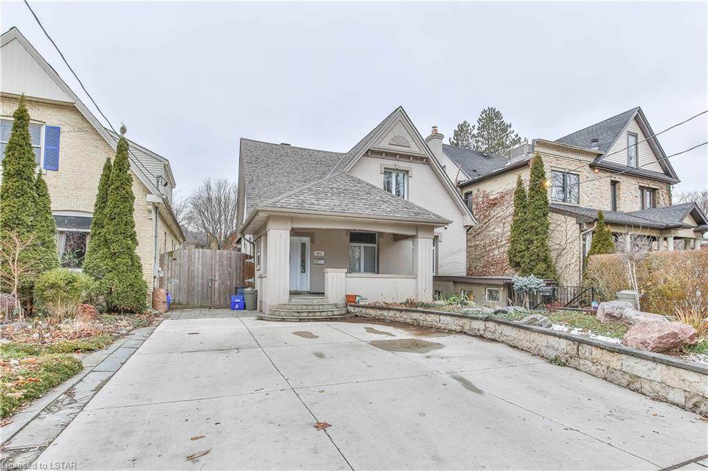 877 Waterloo Street - Photo 1