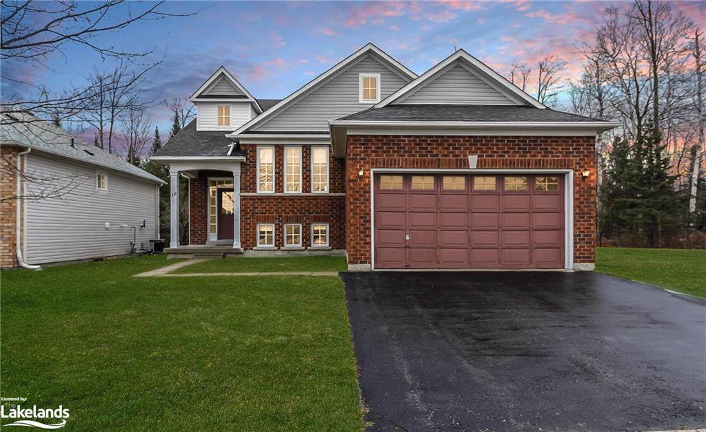 19 Northwood Drive - Photo 1