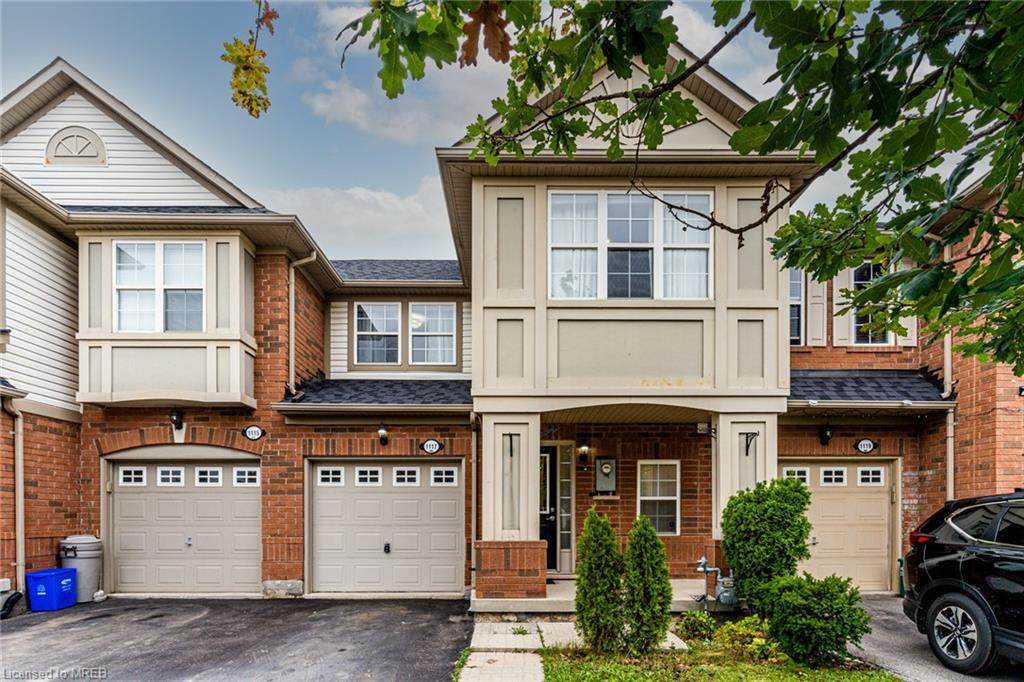 1117 Riddell Crescent - Photo 1