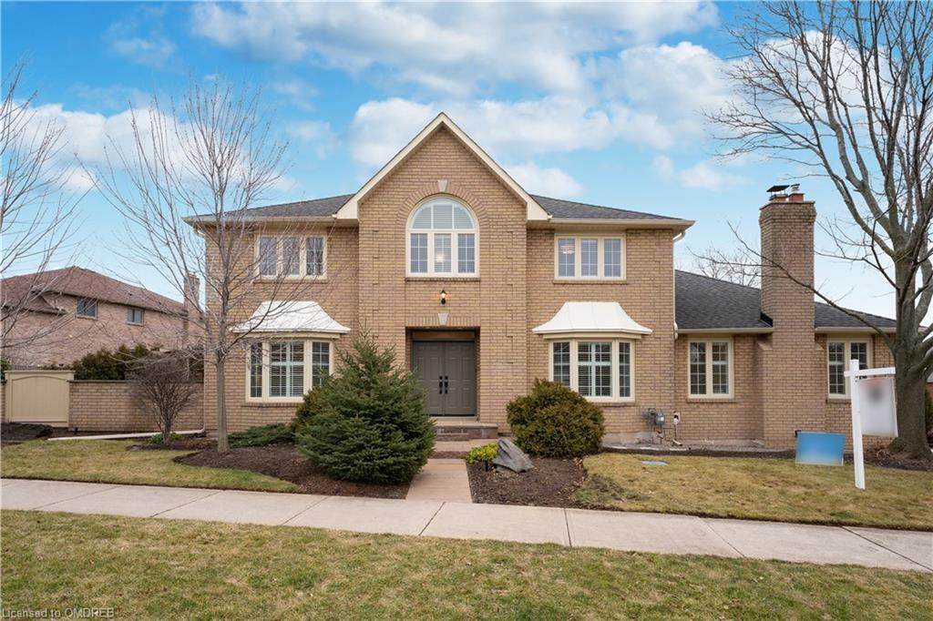 1381 Creekside Drive - Photo 1