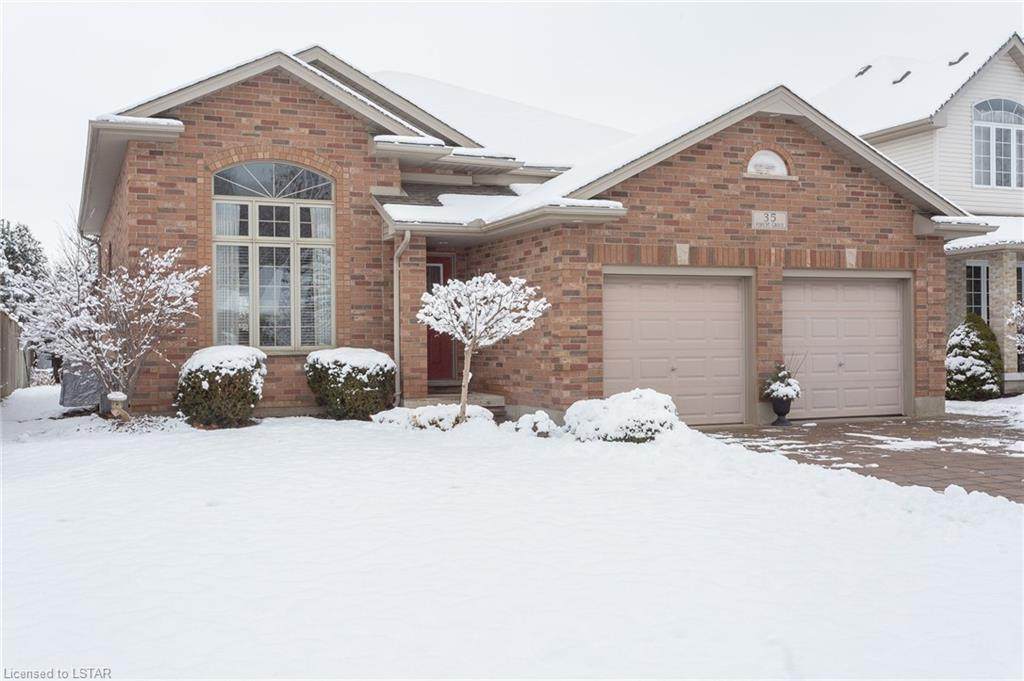 35 Forest Grove Crescent - Photo 1