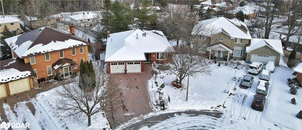 13 Templeton Crescent - Photo 1