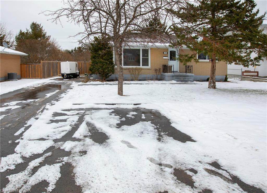 278 Lakeview Avenue - Photo 1