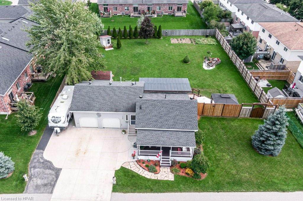 745 O'loane Avenue - Photo 1