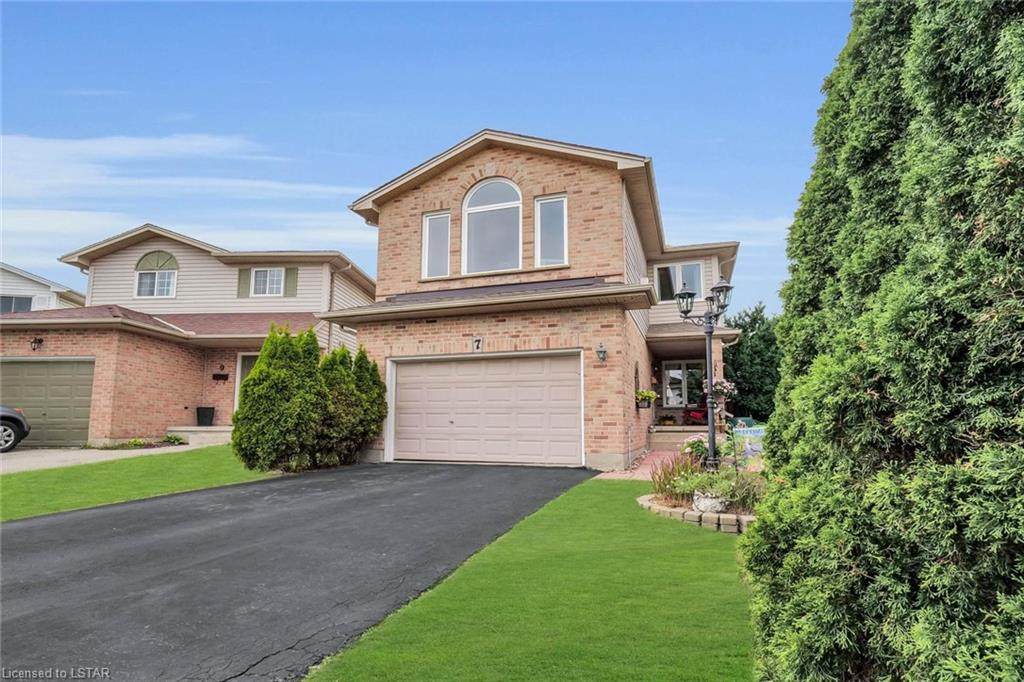 7 Ponds Edge Court - Photo 1
