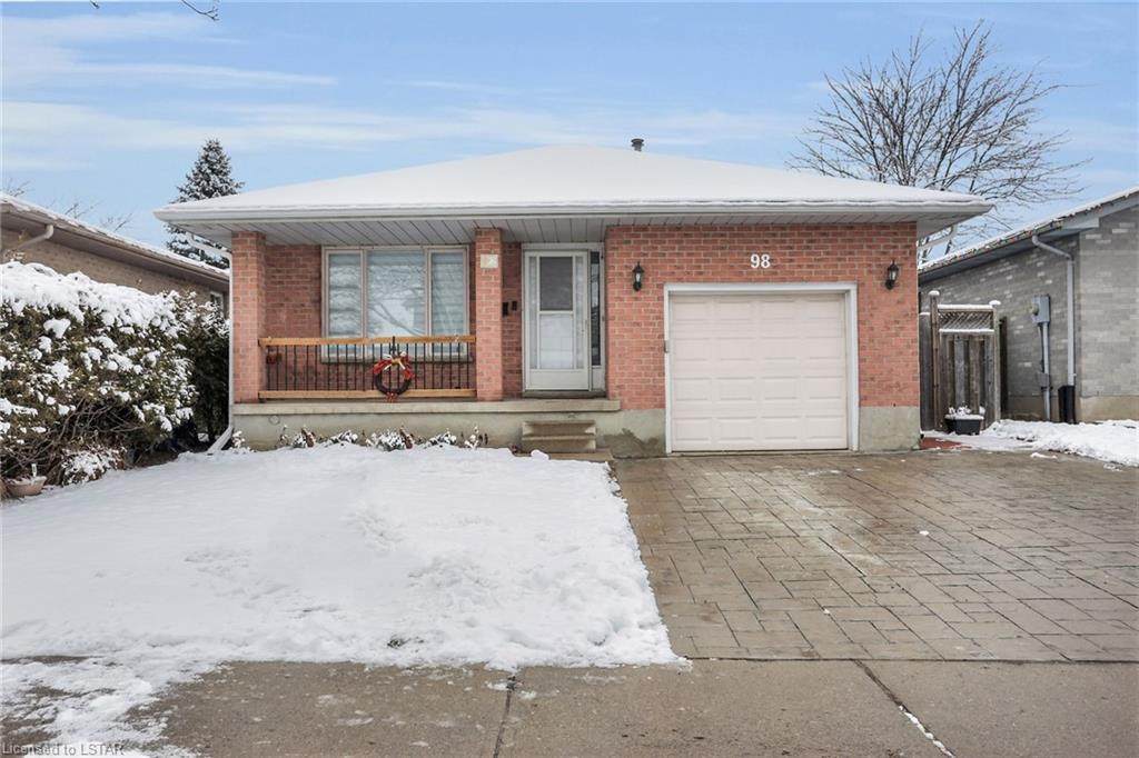 98 Ashley Crescent - Photo 1