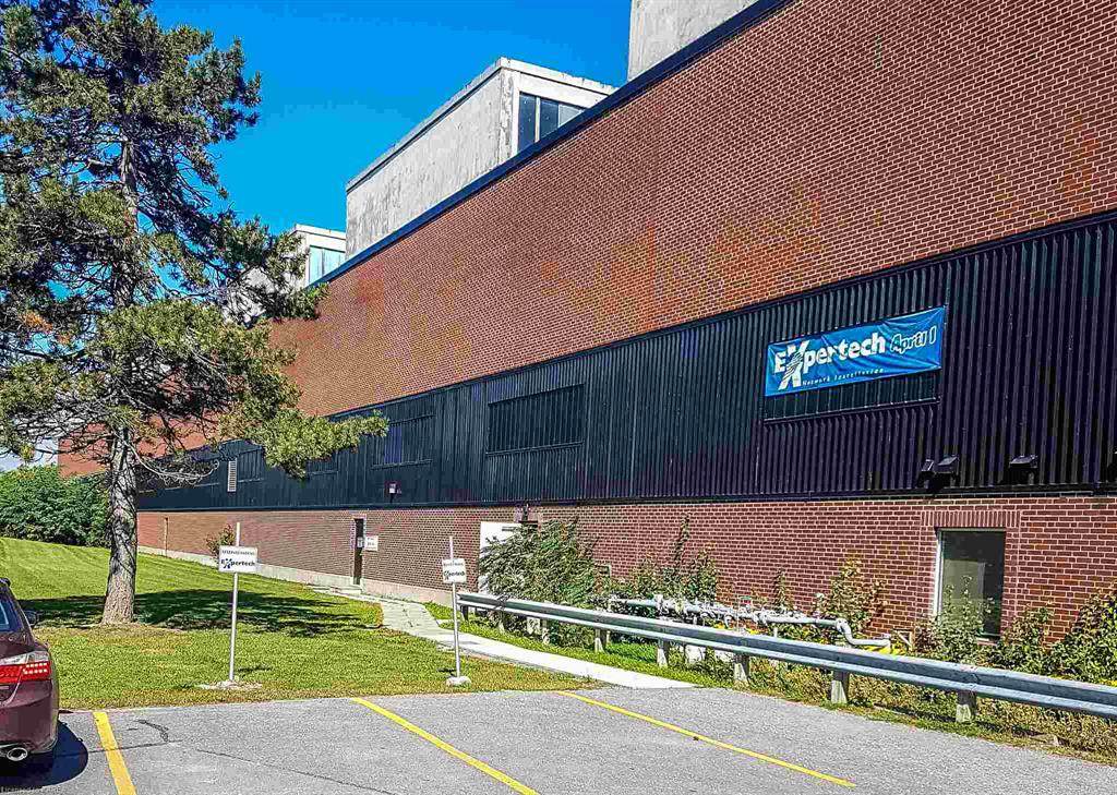 993 Princess Street - Photo 1