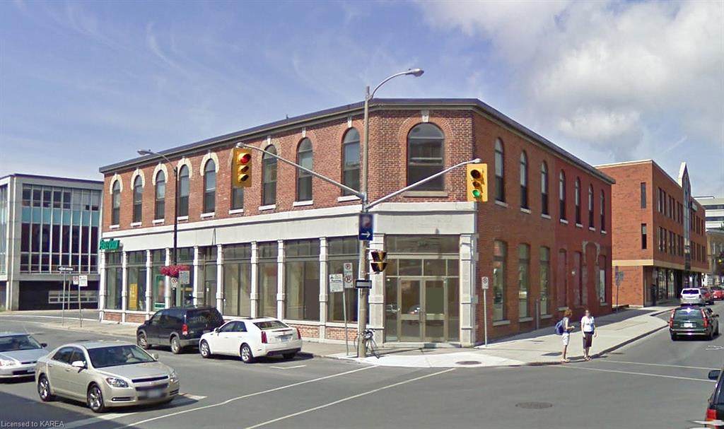 166 Wellington Street - Photo 1