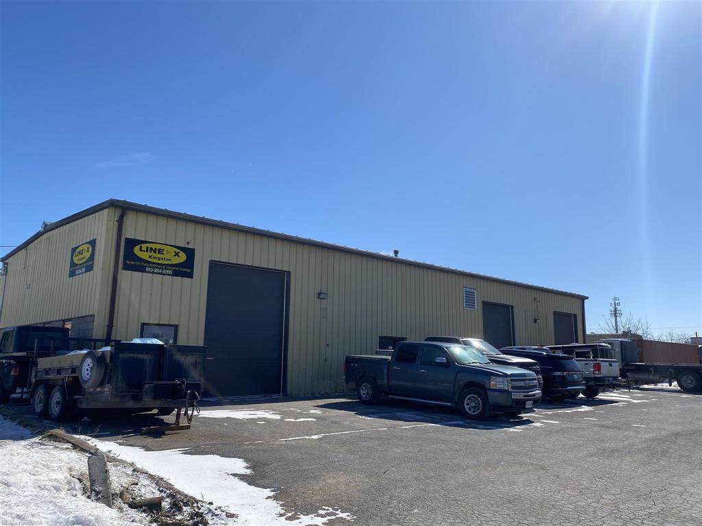 682 Mckay Street - Photo 1