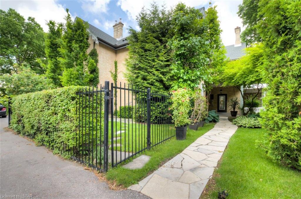 80 Barton Street - Photo 1