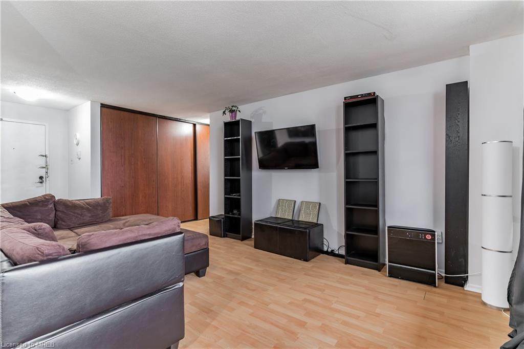 3120 Kirwin Avenue - Photo 1
