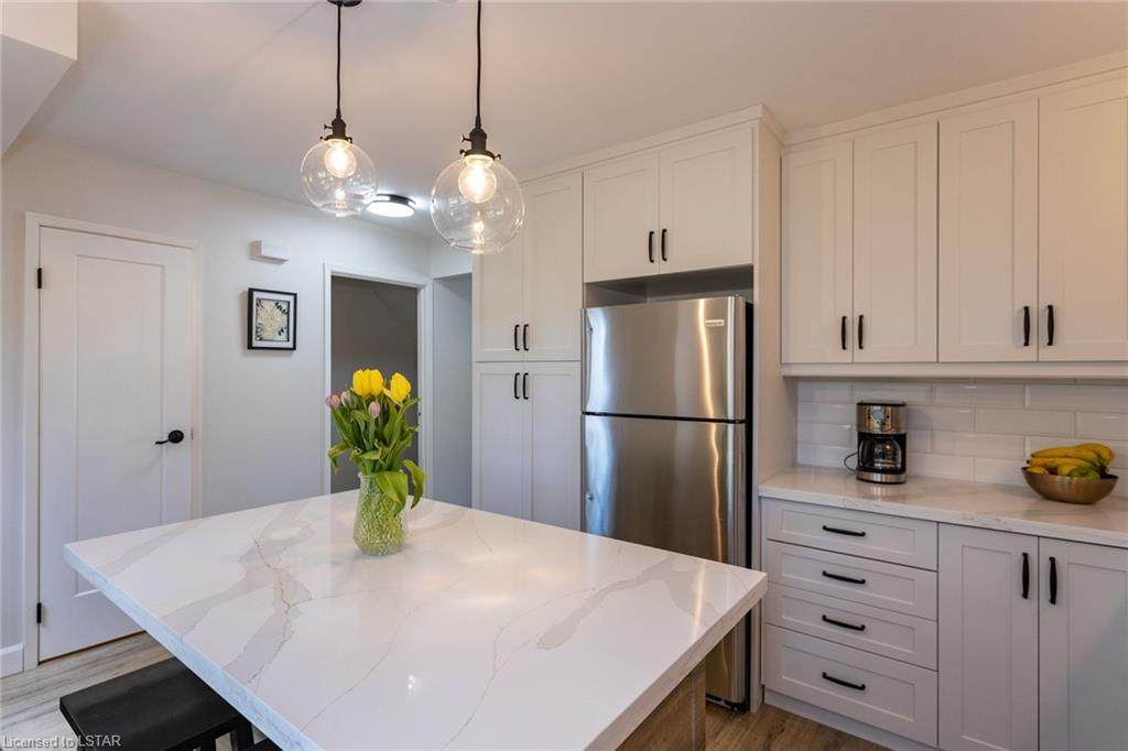 628 Wharncliffe Road - Photo 1
