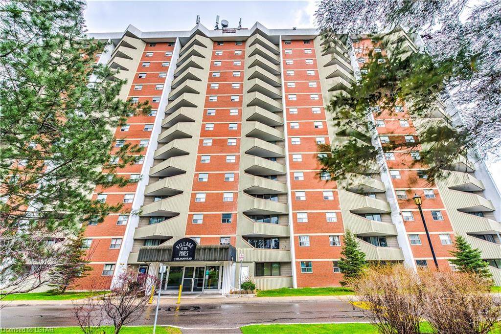 1105 Jalna Boulevard - Photo 1