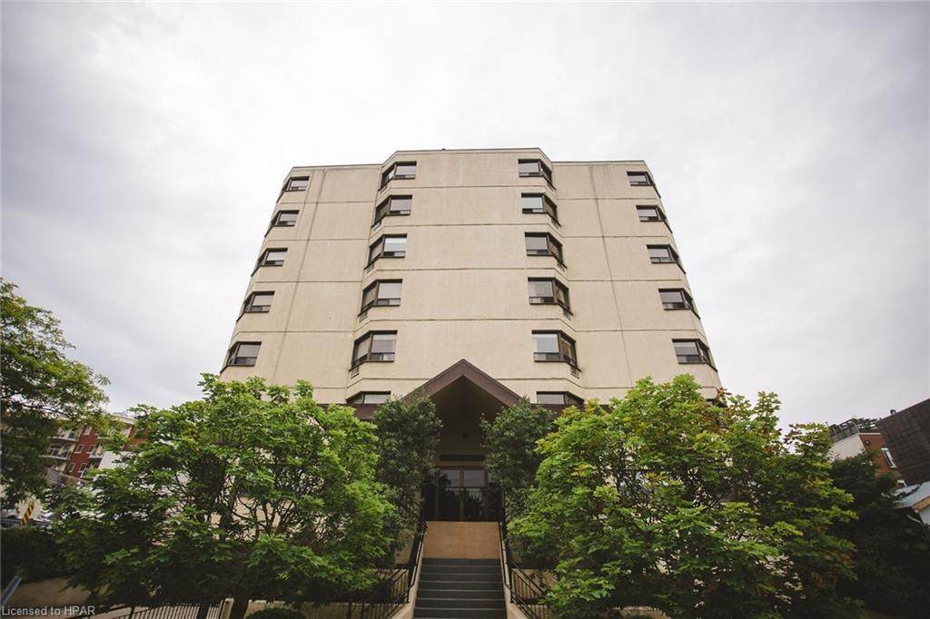 11 Cobourg Street - Photo 1