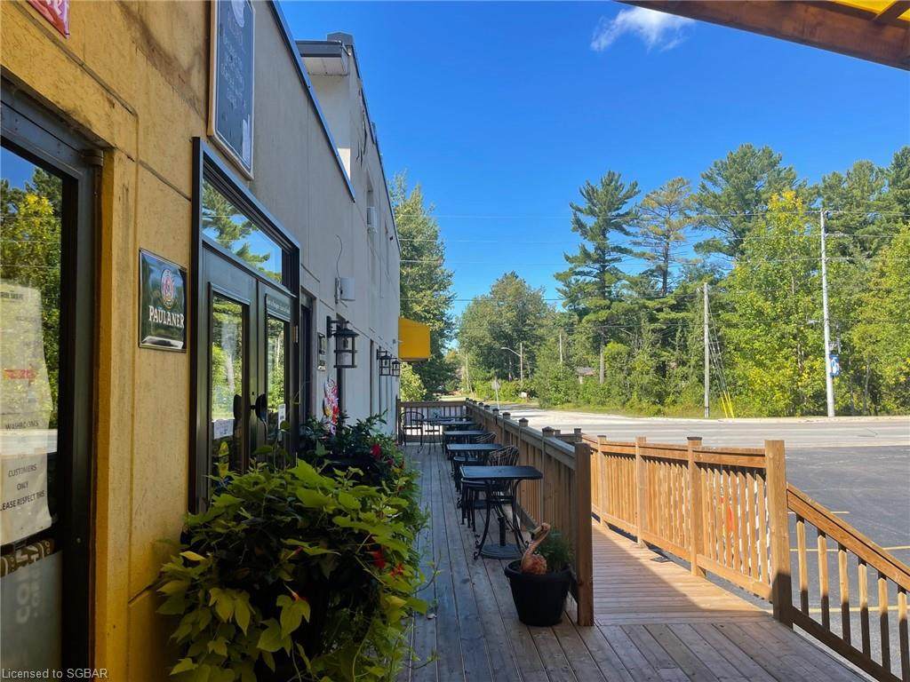 1531 Mosley Street - Photo 1