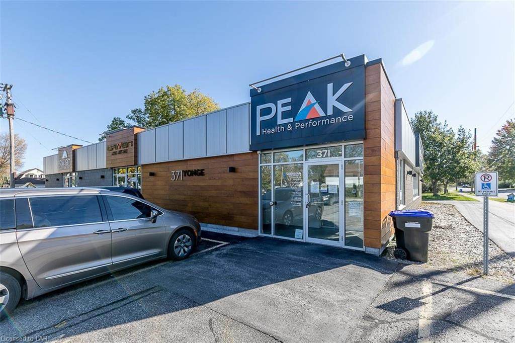 371 Yonge Street - Photo 1