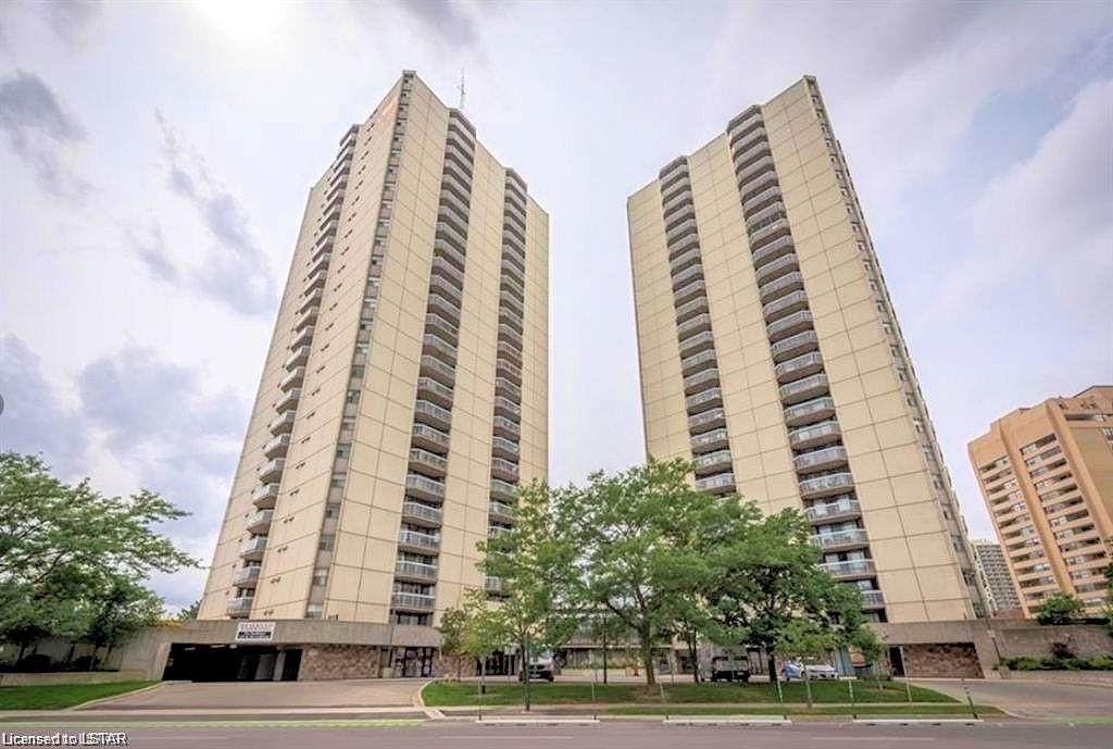 323 Colborne Street - Photo 1