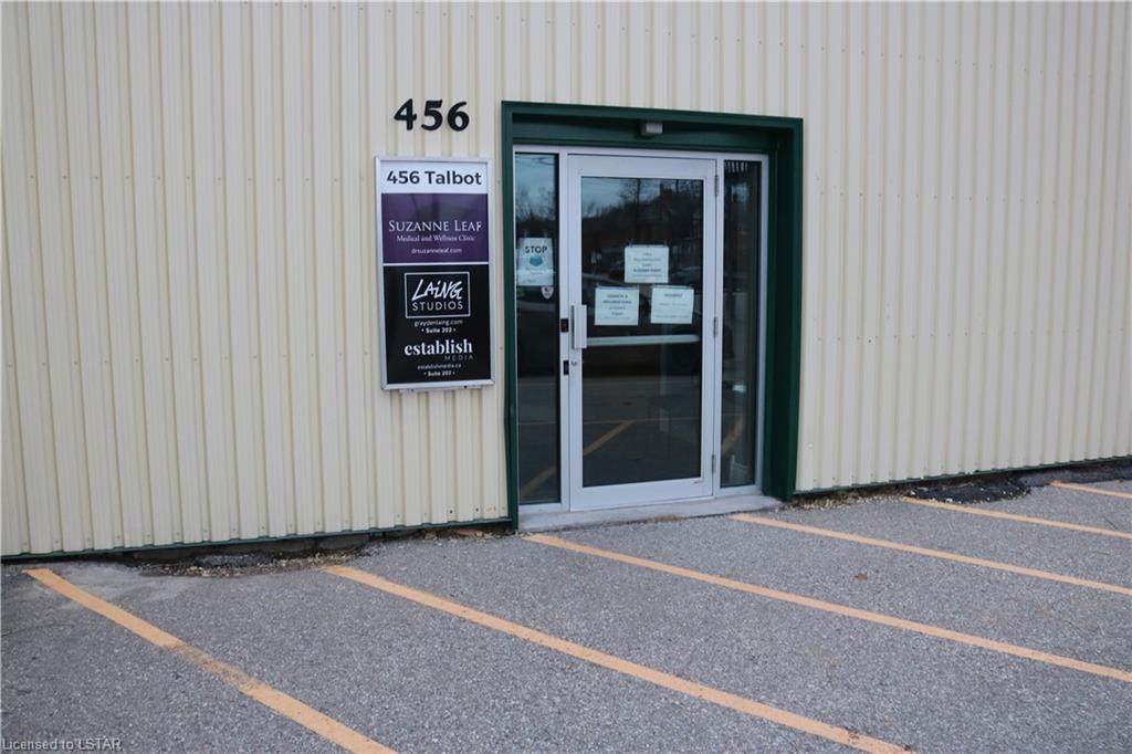 456 Talbot Street - Photo 1