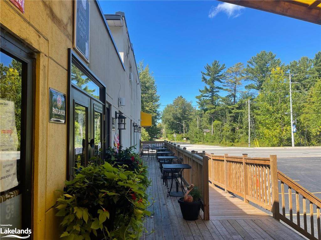 1531 Mosley Street - Photo 1