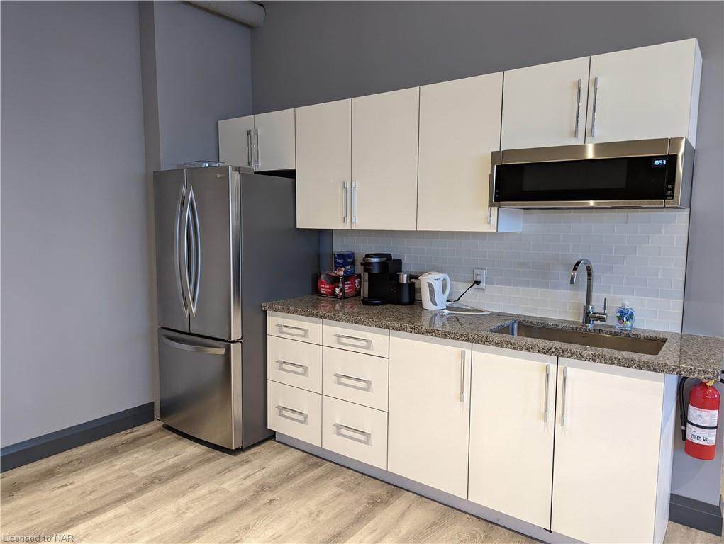 271B Merritt Street - Photo 1