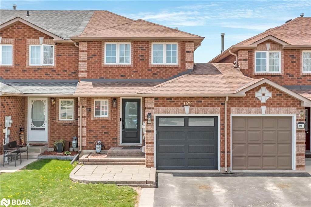 199 Nathan Crescent - Photo 1