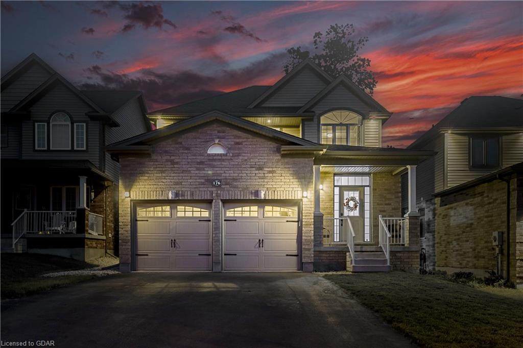 176 Coker Crescent - Photo 1