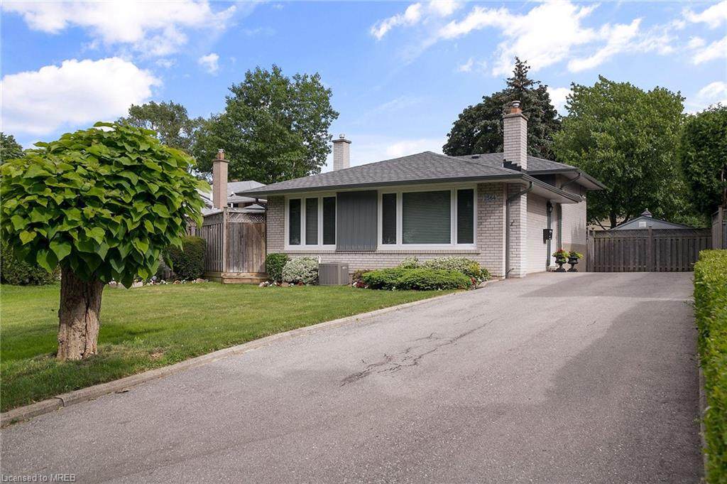 2564 Chalkwell Close - Photo 1
