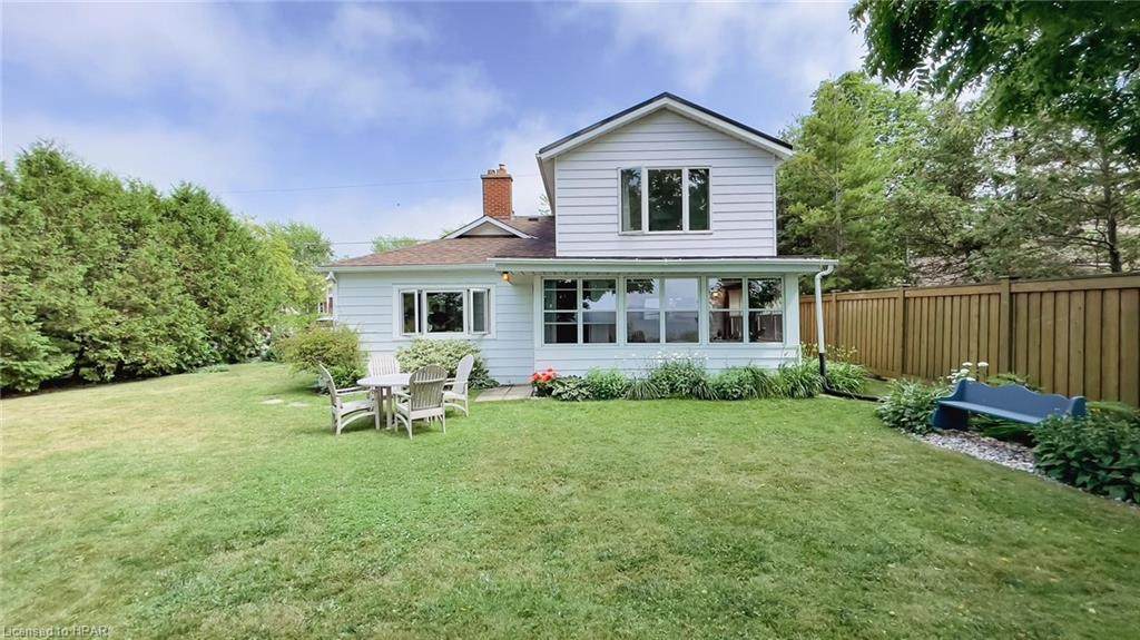71223 Anne Street - Photo 1
