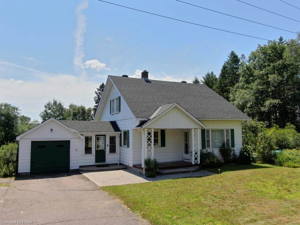 670 Hastings Street - Photo 1