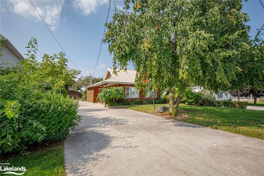 174 Hickory Street - Photo 1