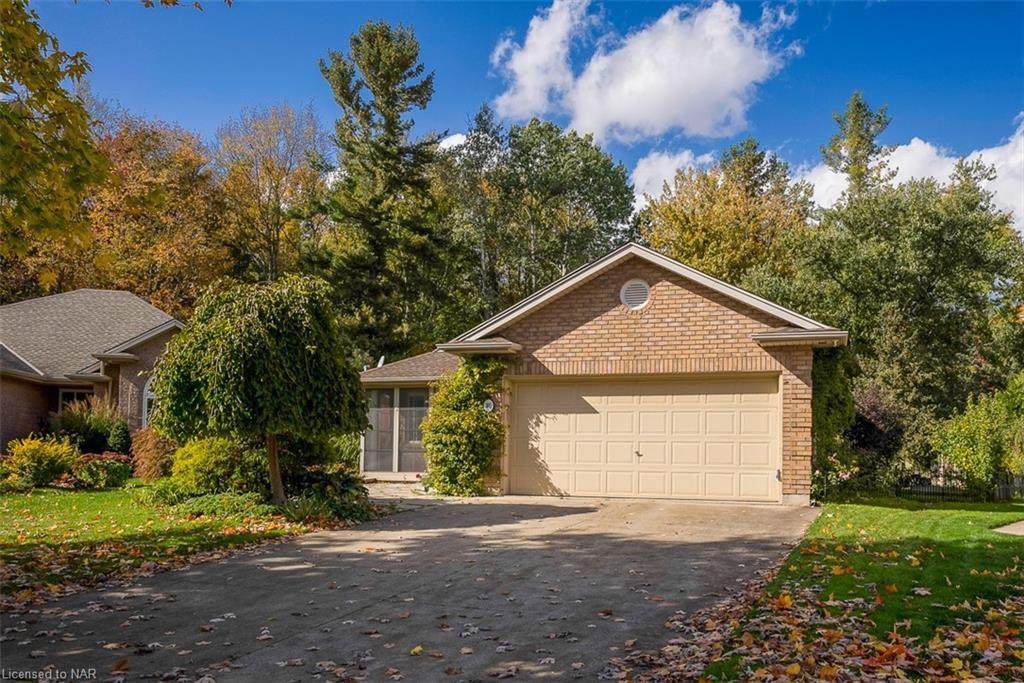 305 Beckett Crescent - Photo 1