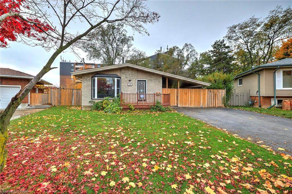 28 Highcourt Crescent - Photo 1