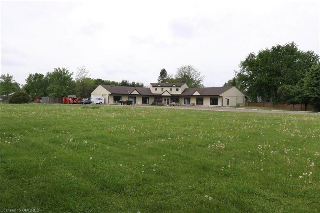 937 Centre Road - Photo 1