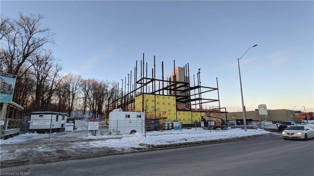 105 Spencer Avenue - Photo 1