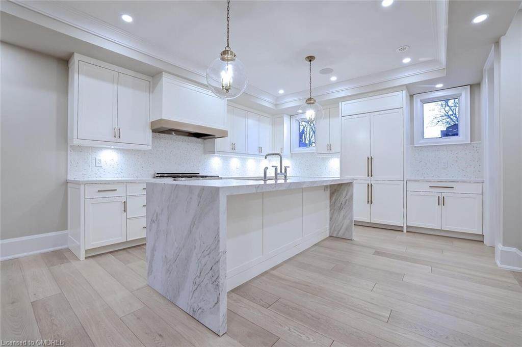 336 Robinson Street - Photo 1