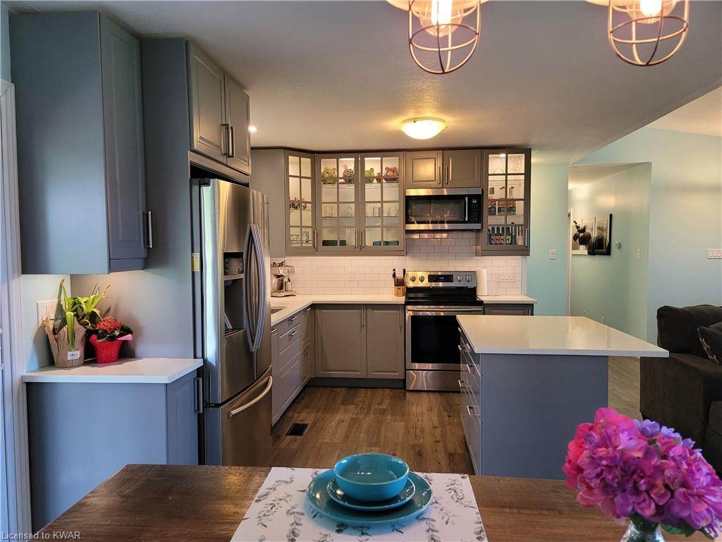 8774 Wellington Road 5 - Photo 1