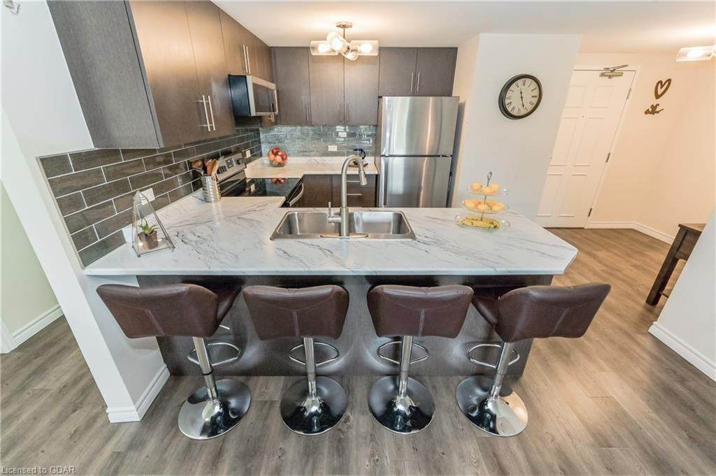 7 Kay Crescent - Photo 1